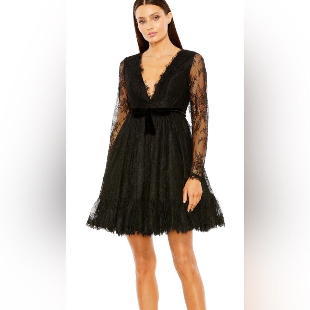 NWT SIZE 2 Mac Duggal Black Lace Long Sleeve Dress